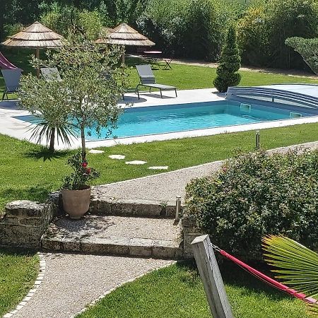 Bed and Breakfast Les Marguerites Champdolent Zewnętrze zdjęcie