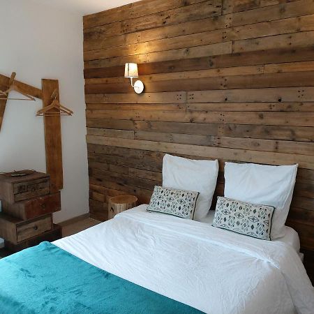 Bed and Breakfast Les Marguerites Champdolent Zewnętrze zdjęcie