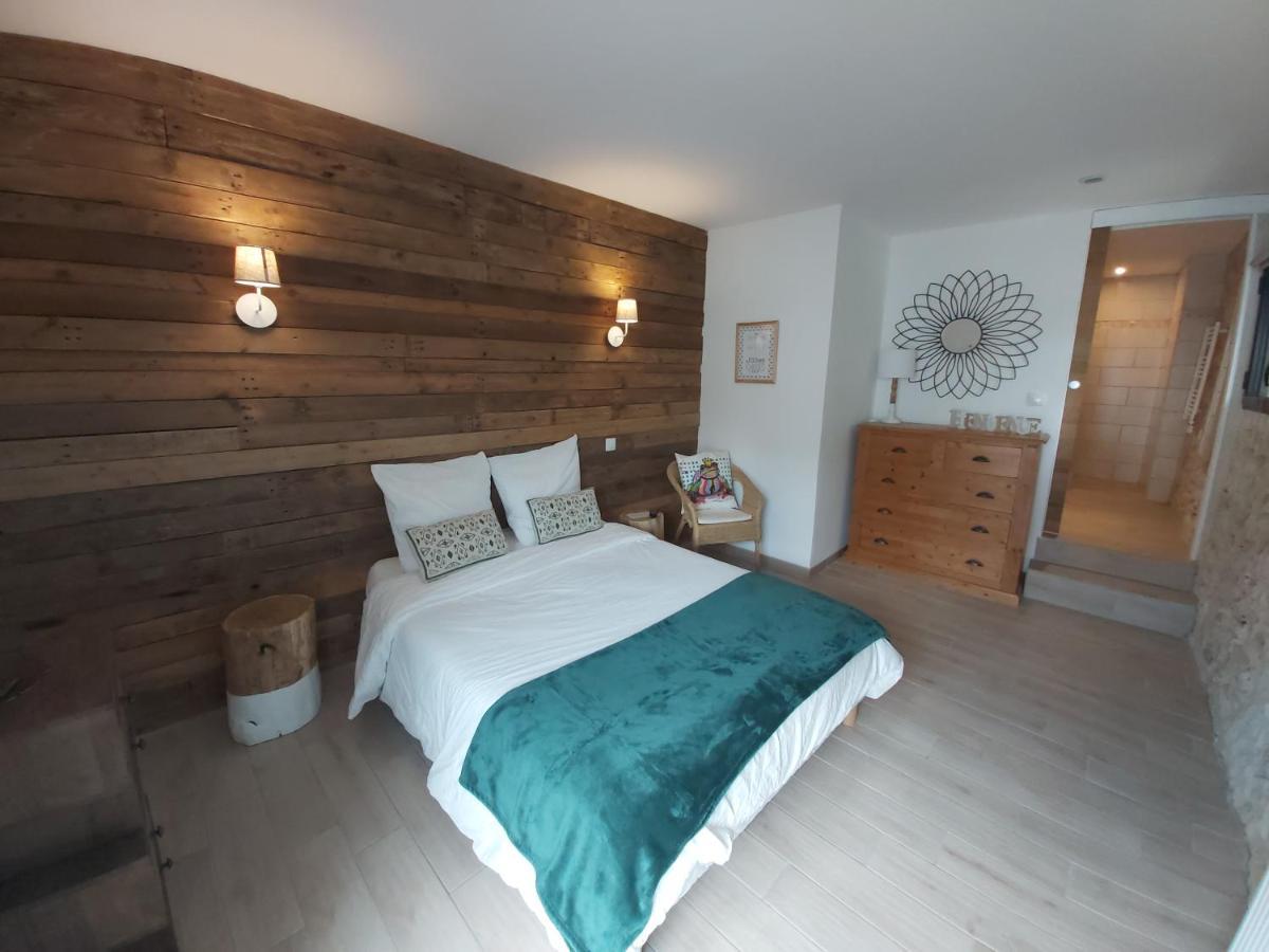 Bed and Breakfast Les Marguerites Champdolent Zewnętrze zdjęcie